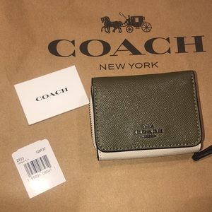 NWT COACH Trifold Wallet Kelp Multi